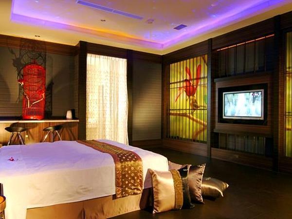 Takao Love Motel Kaohsiung Buitenkant foto