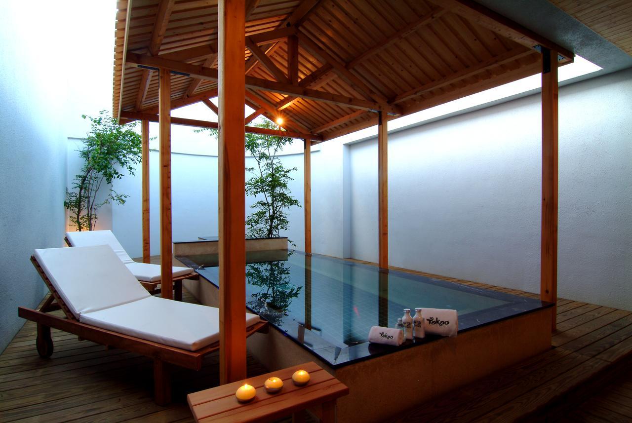 Takao Love Motel Kaohsiung Buitenkant foto