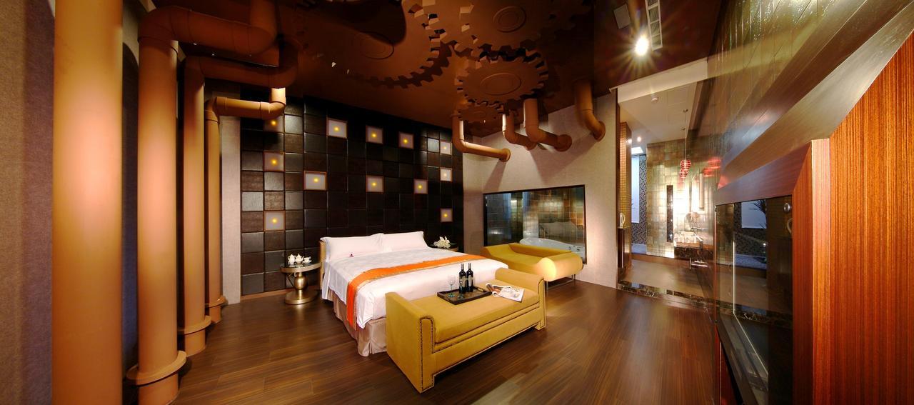 Takao Love Motel Kaohsiung Buitenkant foto